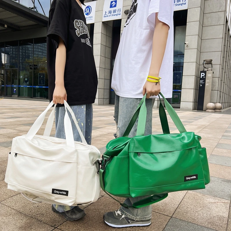 

High-End Fitness Travel Luggage Bag, Pu Leather Backpack, Single Shoulder Crossbody Handbag, Extra-Large Capacity Layered Storage, Suitable for Both Men and Women, Simple Solid Color Design