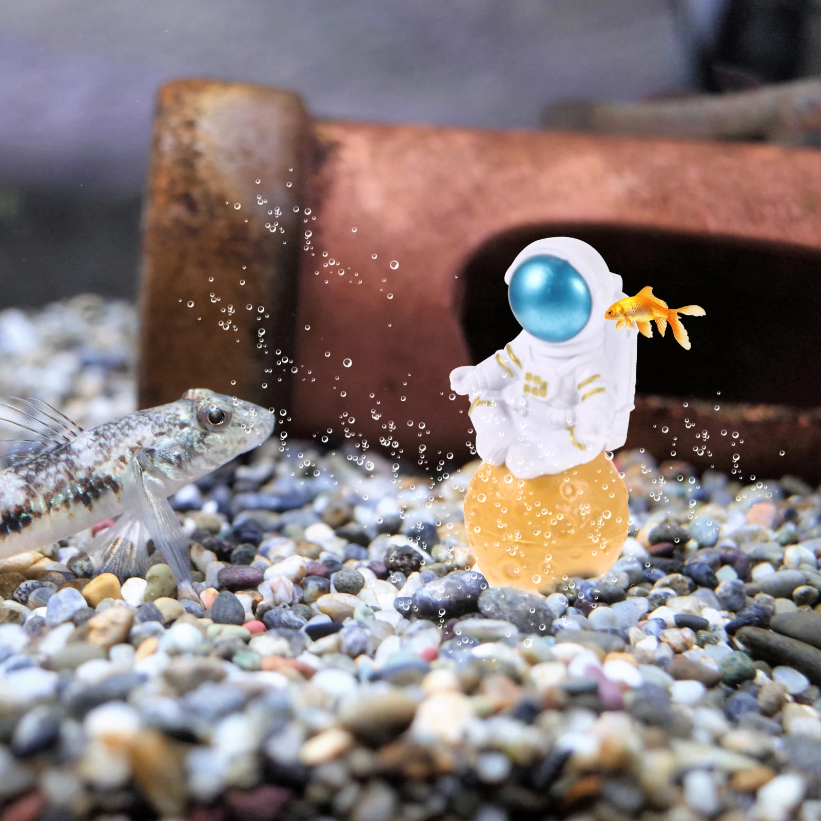 

2 Pcs Aquarium Landscape Ornament Astronaut Ornaments Underwater Themed Pvc Fish Tank Space Decorations