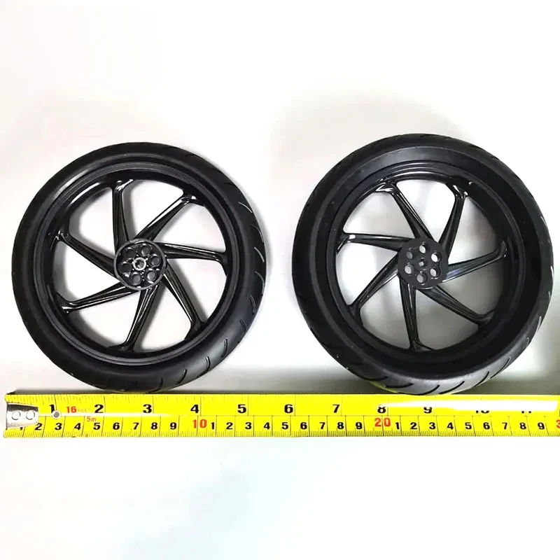 1Piece Technical Wheels Hub 71720 Wheel 107.1x24 Tyre ​Motorcycle Racing Tread, Narrow 71721 and 71722 for 42130 Motorrad M 1000