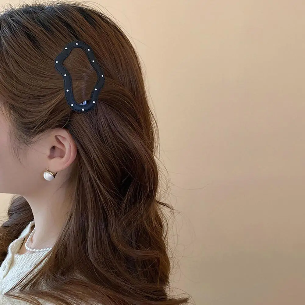 2PCS New Polka Dot Leather Five-pointed Star Hairpin Cloud BB Clip Side Fringe Clip Clip Hairpin Headpiece New Style ﻿