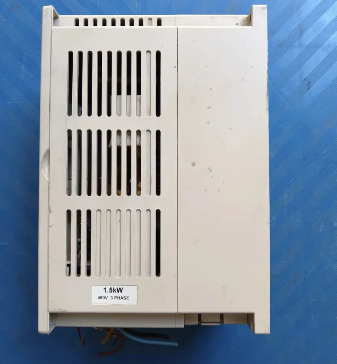 Used frequency converter 1.5kw three phase input VFD015S43D tested OK, in stock