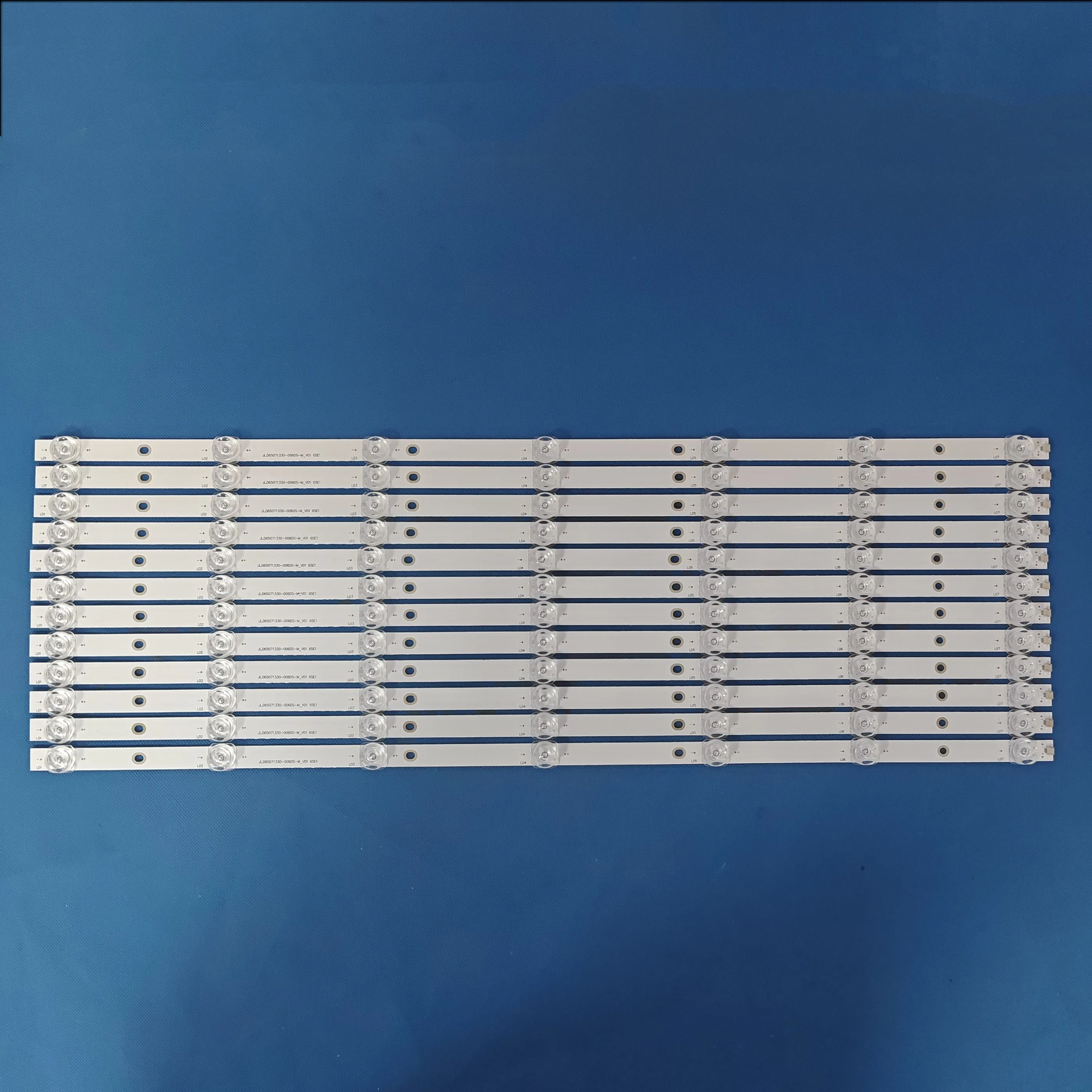 

Лента светодиодной подсветки, 7 ламп для PTV65SS04X EC65E1A SMT65E1MUC2M1B1 JL.D65071330-006DS-M_V01 CX650DLEDM LE-65E1 Q65UA211B