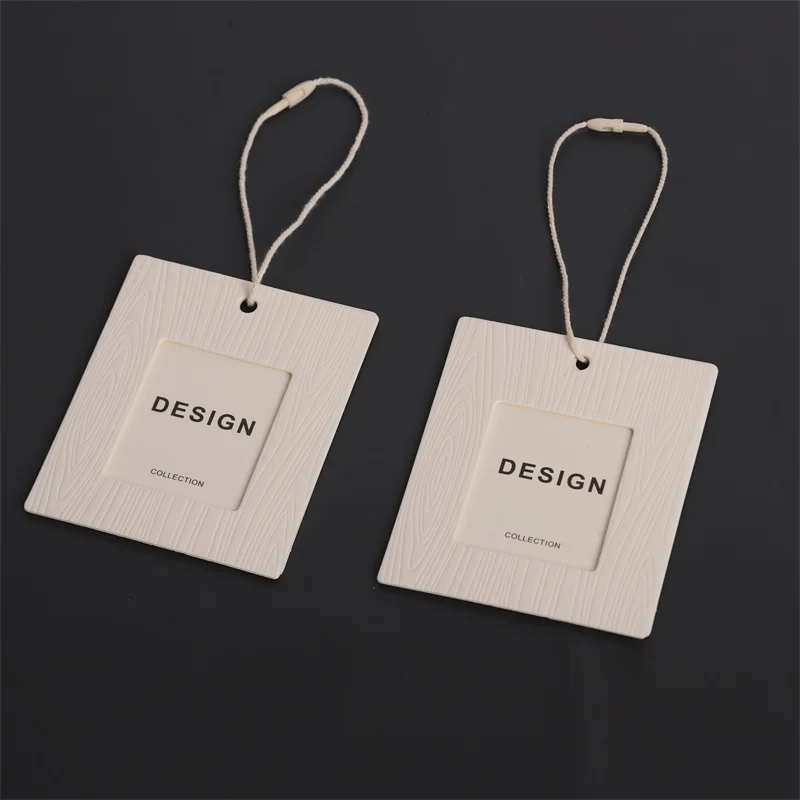 Custom..pieces.Hot Custom Printed Logo Luxury Hanging Labels Logo Tags Clothing hang