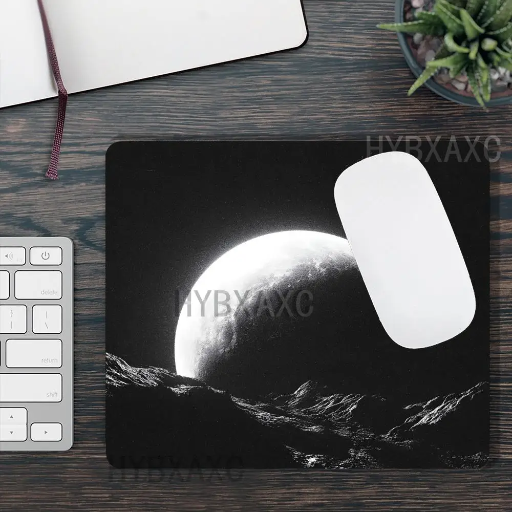 

HYBXAXC Black and White Moon Landscape Art Mouse Pad Non-Slip Rubber Desk Mat for Gaming
