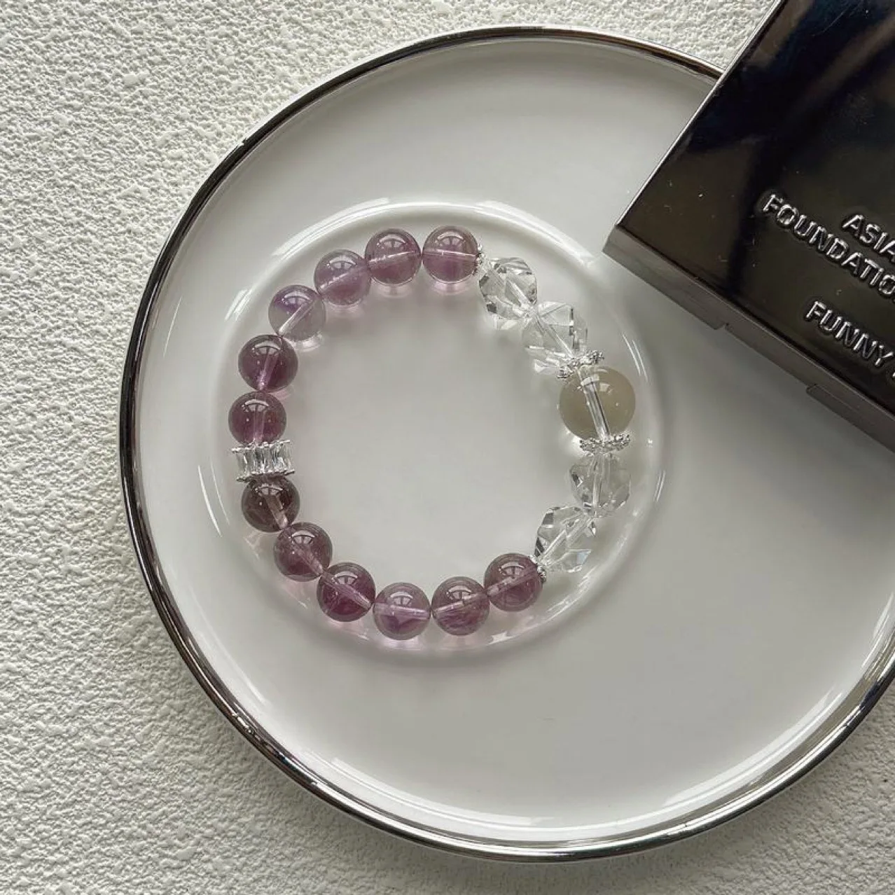 

Natural Amethyst Bracelet Women's Fashion Light Luxury Bracelet Original Design