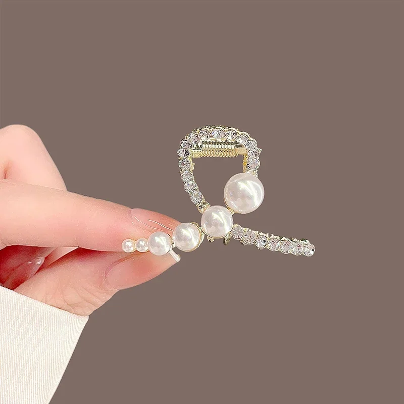 Temperament Perlen Strass Geometrische Kreuz Haar Klaue High-end-frauen Hinterkopf Halb-gebunden Haar Grip Koreanischen stil Haarnadel