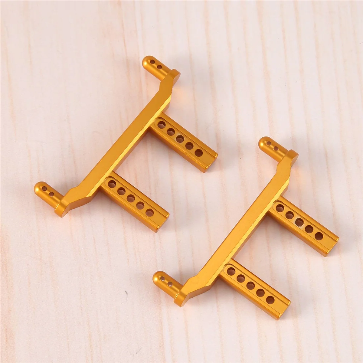 

Vn9-OmFor SCY1/16 Автомобильные детали и аксессуары с дистанционным управлением 6061, обновленная и модификация алюминия, передняя и задняя стойка кузова