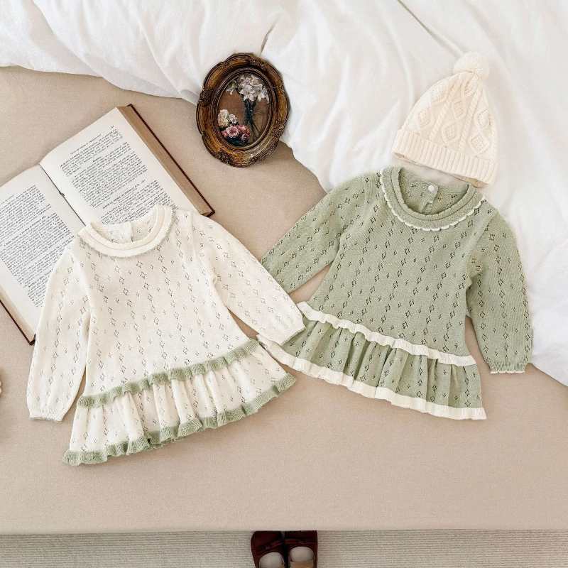 

2025 Hot Selling Autumn New Girls' Pullover Lace Hollow out Slim Fit Long Sleeved Thin Knit Sweater