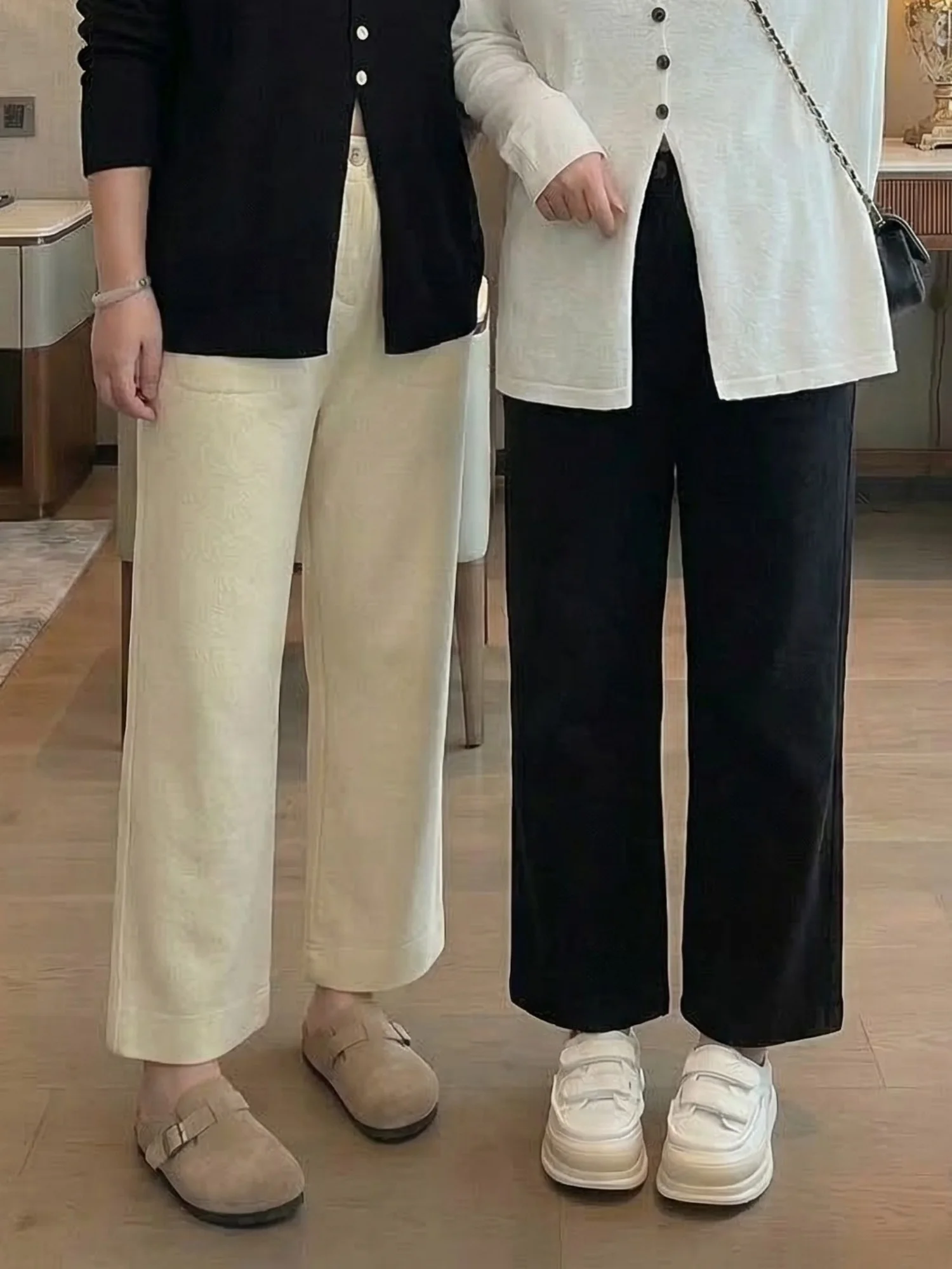 Calça Jeans Plus Size de Cintura Alta com Perna Reta em Mistura de Algodão Confortável para o Dia a Dia na Primavera - Calça Feminina Plus Size da Moda