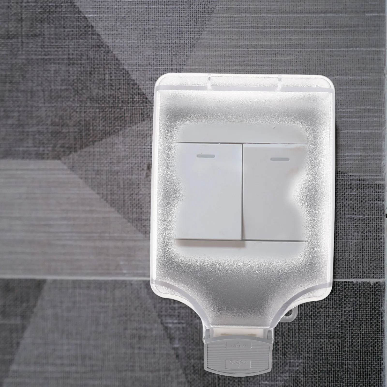

Weatherproof Electrical Waterproof Socket Enclosure Splash-Proof Transparent Pp Abs Material For Garden