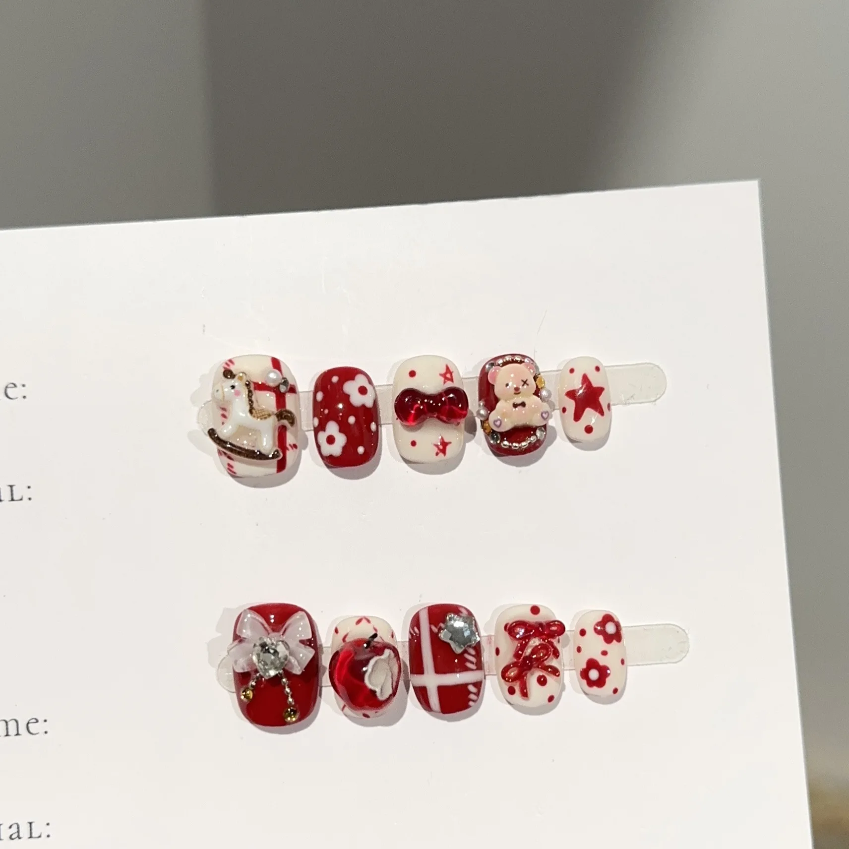 10 Pieces Handmade Short Square Round Wearable Nails Red and White Cute Style 3D Bear Pony Bow Ladies Manicure Patches