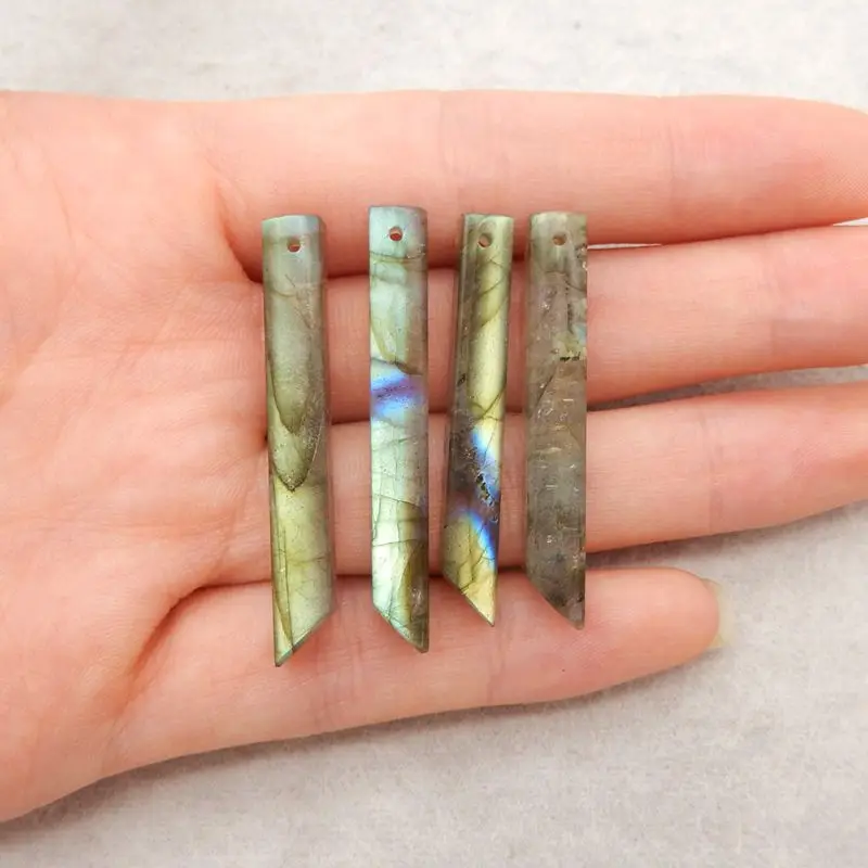 

4 шт. переливающиеся лабрадоритовые геометрические подвески ручной работы с мерцающим натуральным камнем для ювелирных изделий в стиле бохо 40x5x5 мм-9,8 г