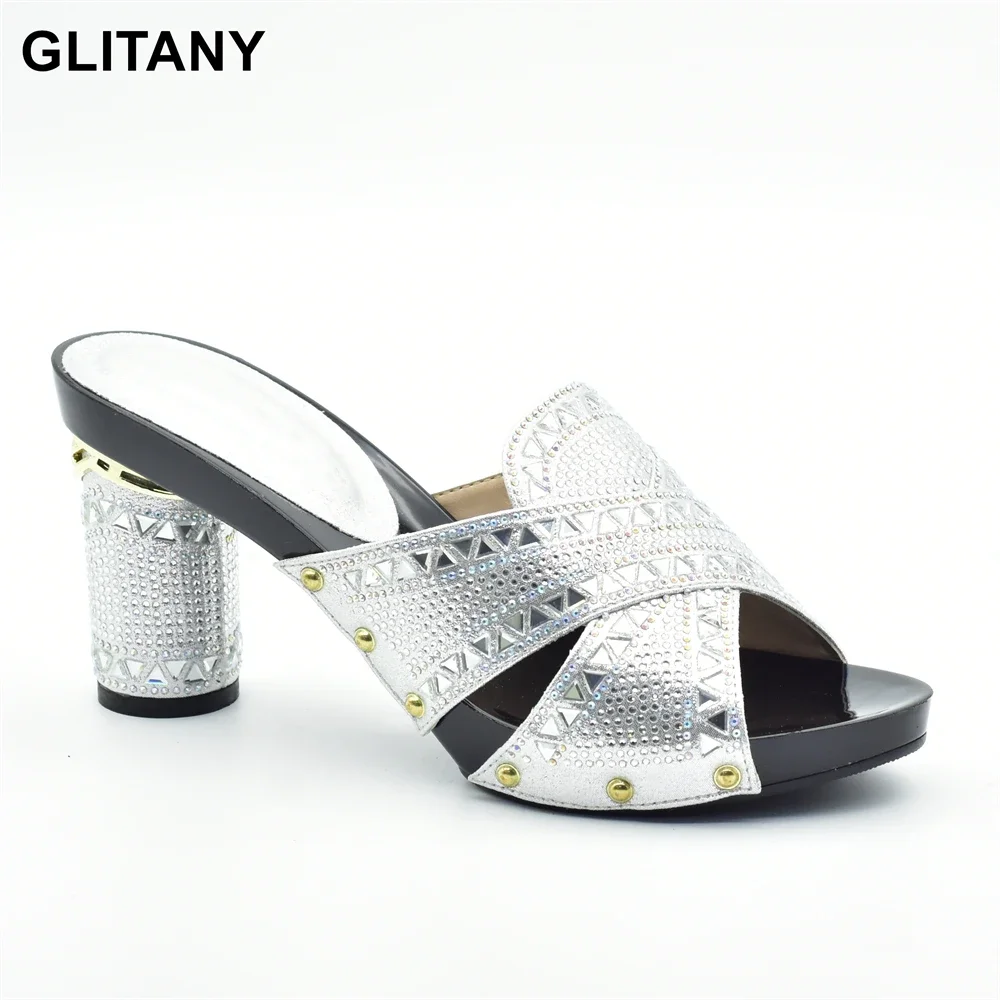 

Latest Silver Color Ladies Sexy Low Heels Women Pumps Slip on Women Summer Slipper Shoes Decorated with Rhinestone Ladies Shoes