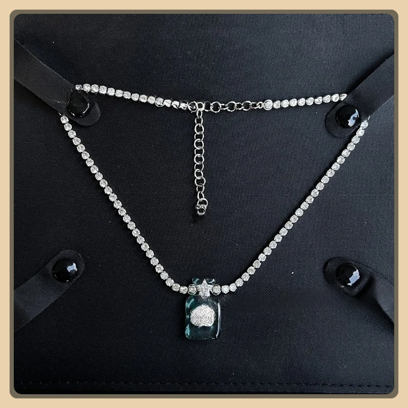 

Star Perfume Pendant Diamond Designer Stud Earings Earrings for Women Earring Jewelry for Women for Girl Gift