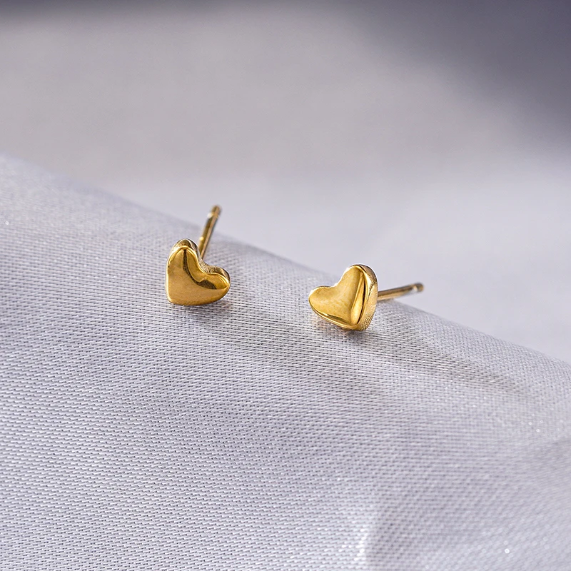 Huitan Romantic Heart Stud Earrings for Women 304 Stainless Steel Stylish Trendy Ear Accessories Glossy Simple Wedding Jewelry