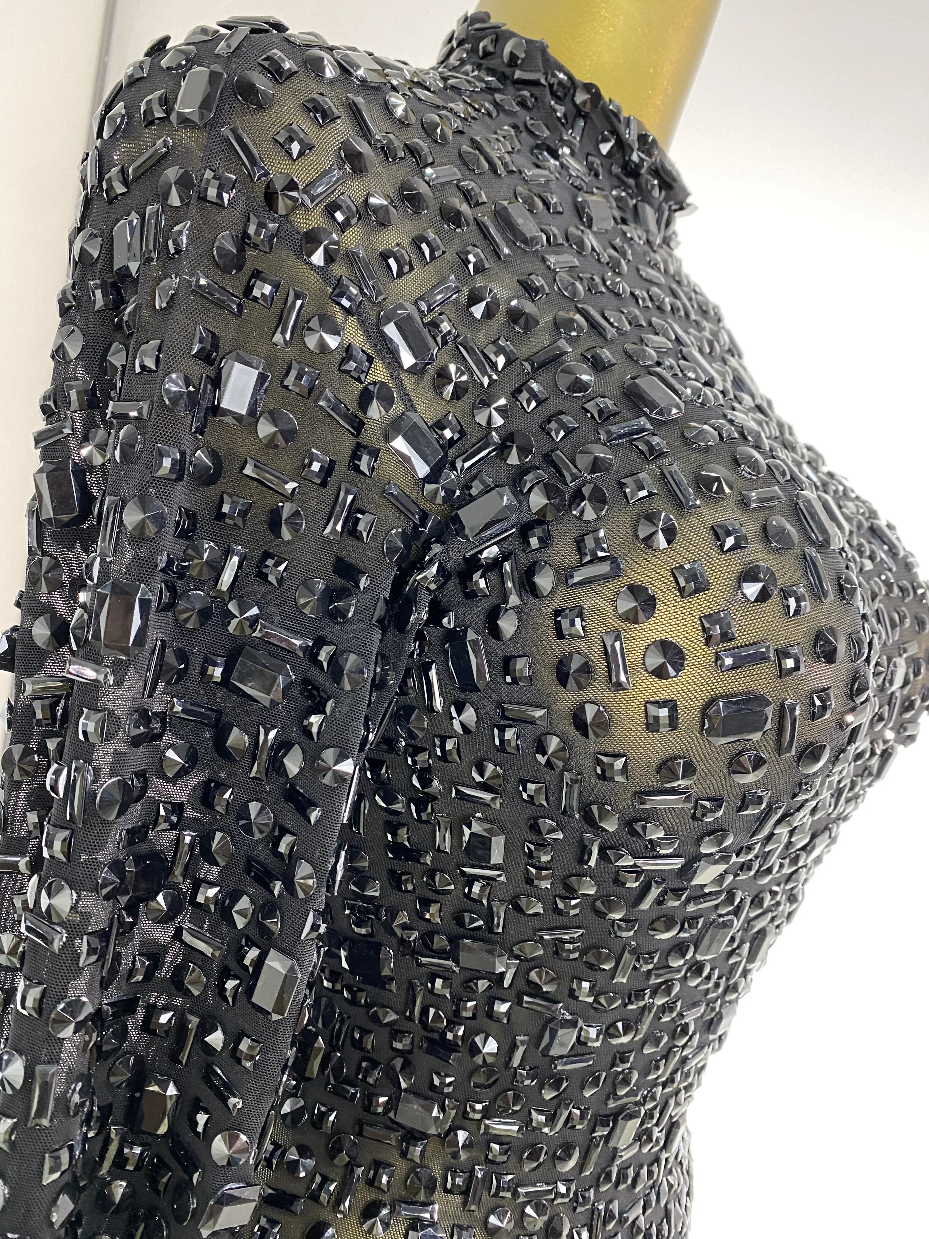 ชุดเดรสยาวแขนยาวประดับคริสตัลหรูหราสำหรับผู้หญิง ชุดราตรีออกงานกลางคืน ชุดไปงานกาล่า ขายส่ง ดรอปชิป