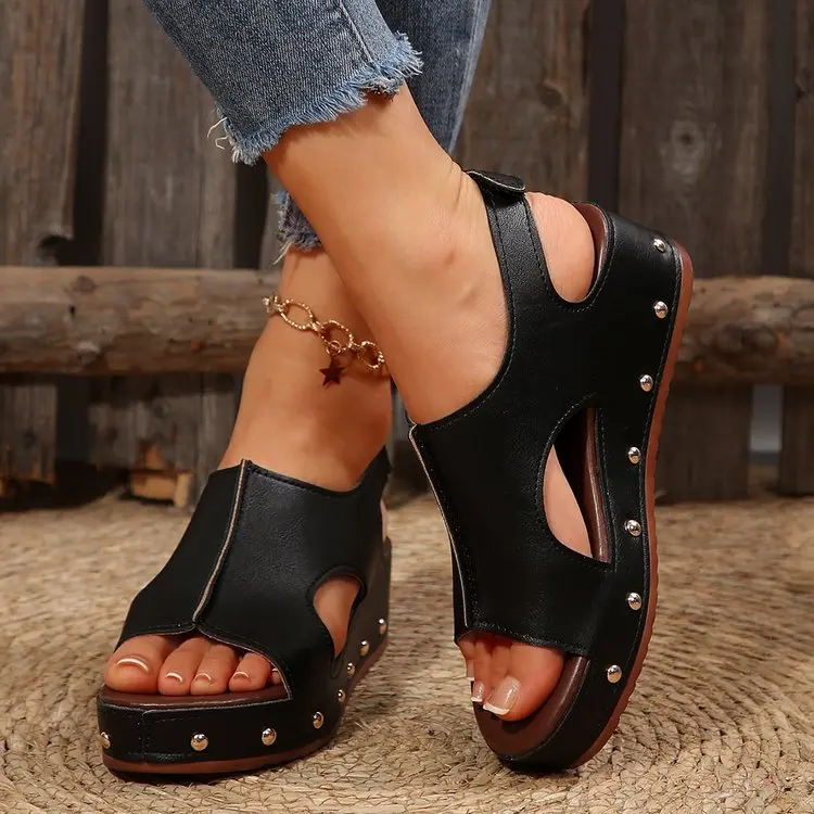 2025 New Women's Slope Heel Sandals Women's Summer New Rivet Fashion Casual Thick Bottom Sandals, Slippers
