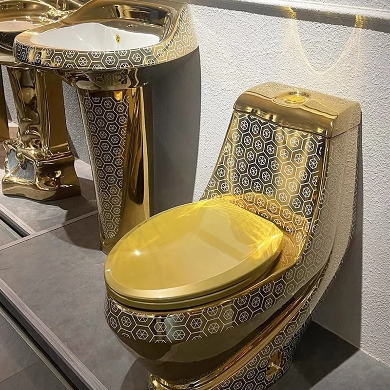 Royal Luxury Electroplated Golden Color Round Sanitary Ware Toilet Bowl Hotel Water Closet One Piece Gold Plated Ceramic Toilet