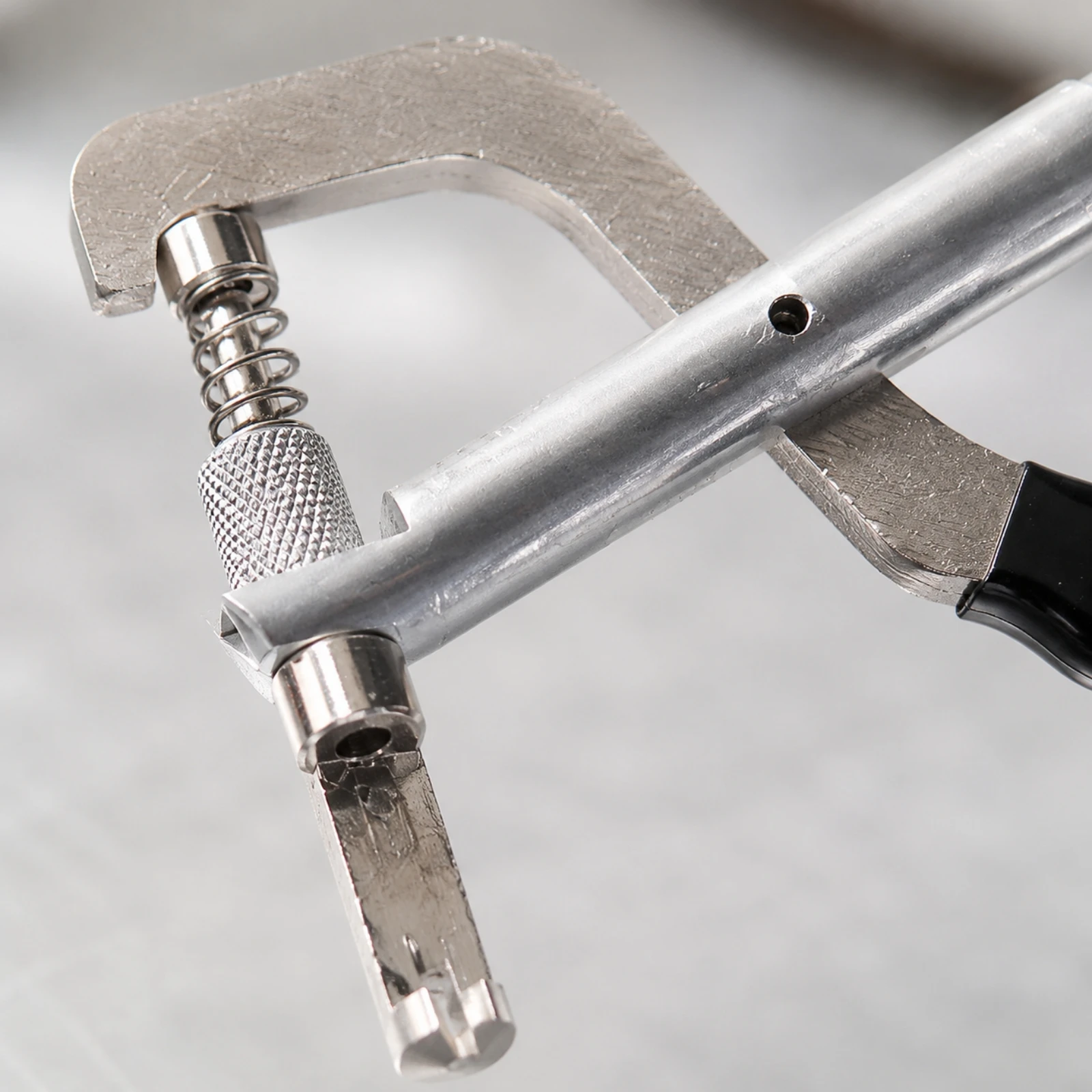 Uhrenarmband-Zange mit ergonom – Body Jewelry Repair Bewertung und Preis