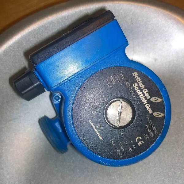 

British Gas, Scottish Gas 3 Speed Heating Pump Brand New Original Spot Plc