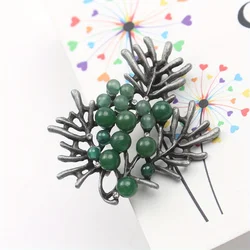 Vintage Simple Personalized Plant Brooch Accessory Unisex Gift Pin