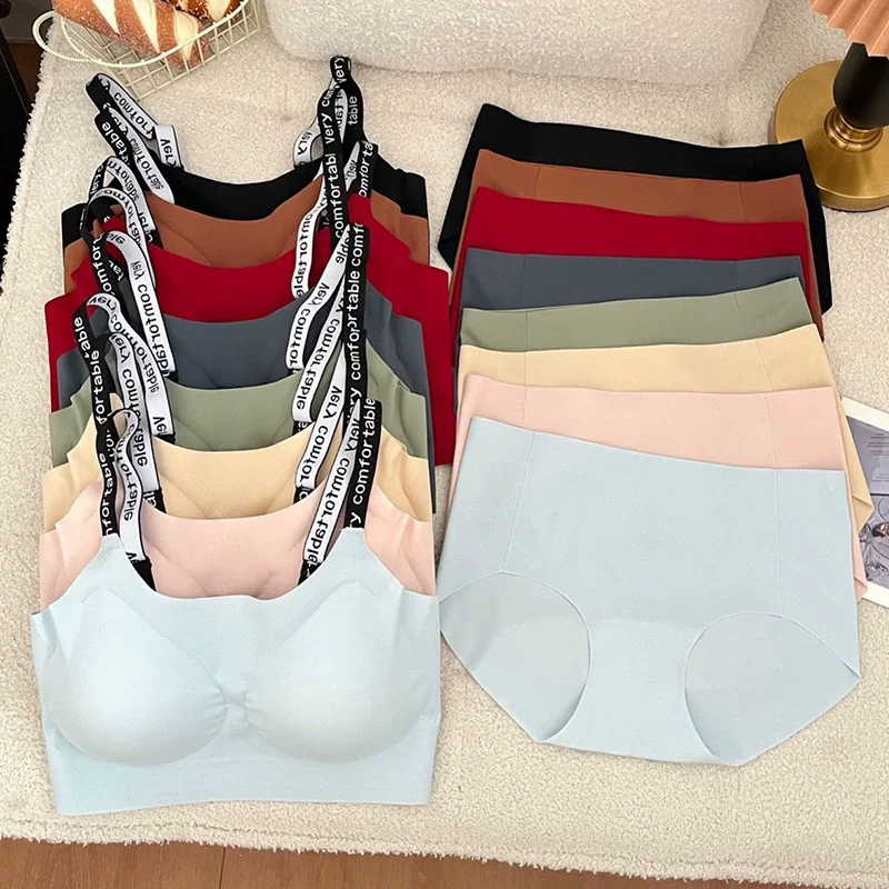 1-Piece Women's Summer Comfortable Seamless Breathable Underwear Set Comfortable Triangle Pants, Women's Close Fitting Underwear