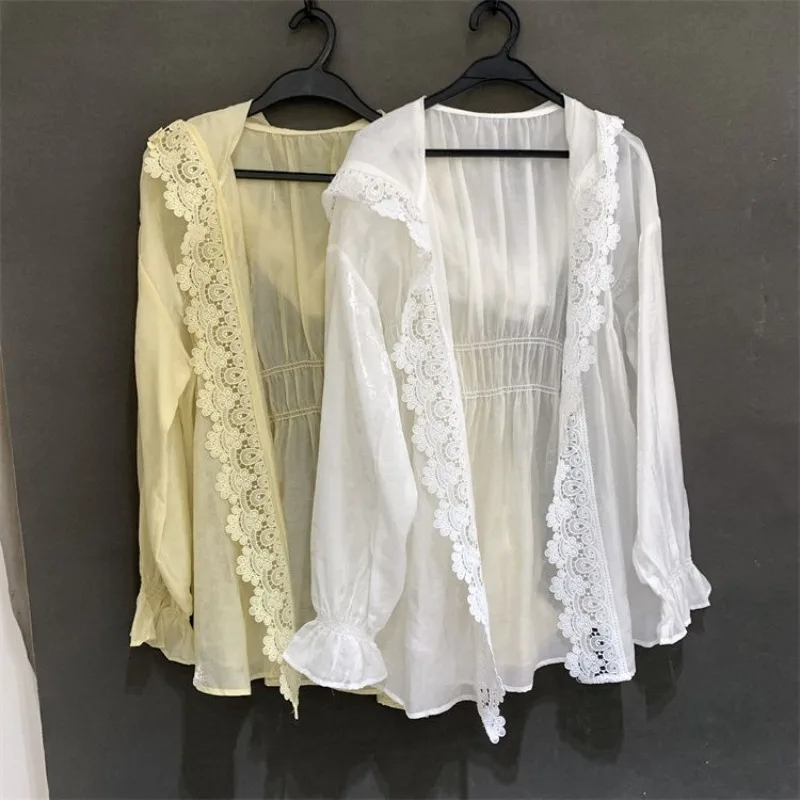 

European Station French Design Sense Hooded Lace Versatile Loose Style Age Reduction Thin Sunscreen Clothing Women's Cardigan