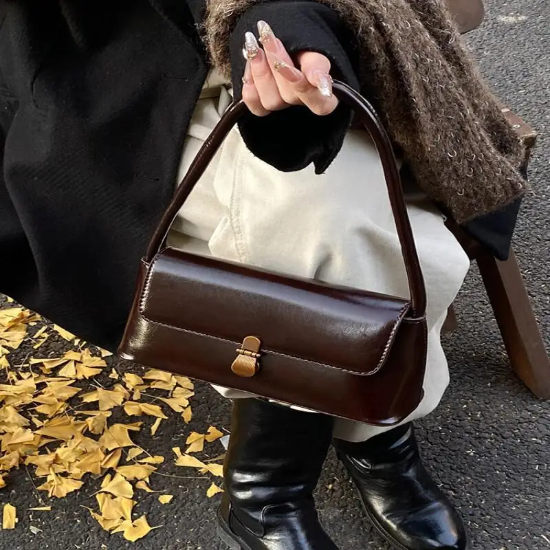 

New Korean Version Casual Fashion Snap Fastener Shoulder Bag Multi-Functional Exercise Leather Crossbody Waterproof Storage Bag