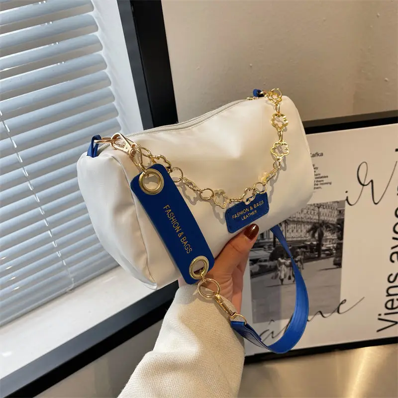 

2025 New Womens Underarm Bag Stylish Shoulder Purse Trendy Chain Crossbody Bag Fashionable Ins Inspired Small Handbag