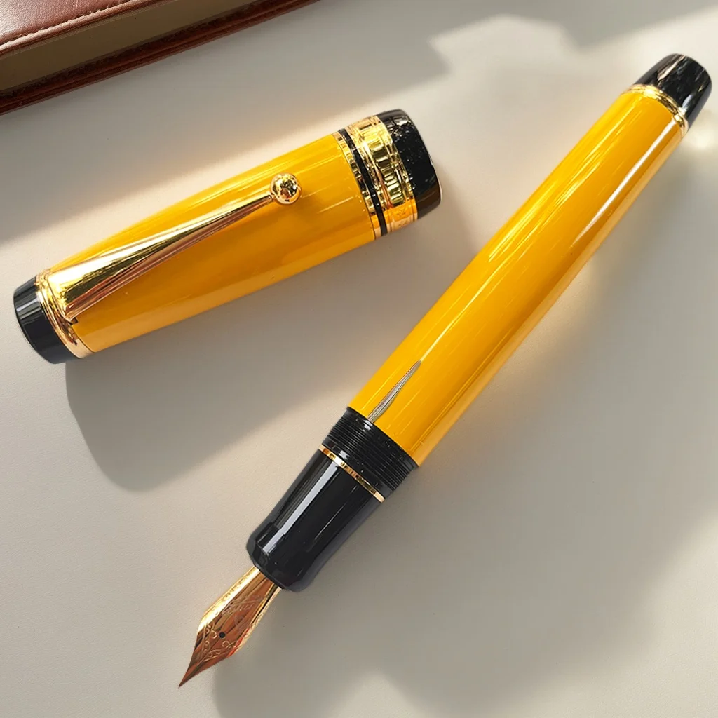 Metal Big Fountain Pen, Medium Nib 0.7mm,For VIP collection Heavy calligraphy writing pen Painted Finish (Black;Red;green;red