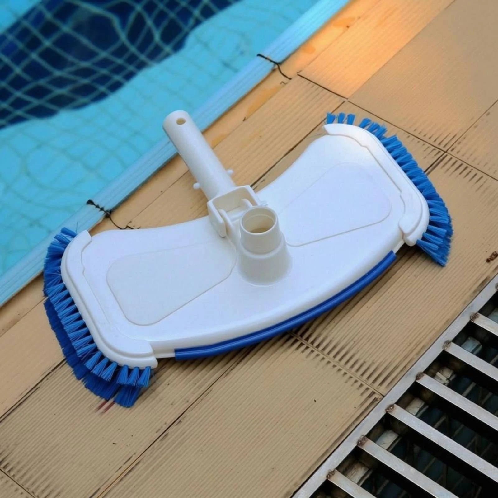 brush-lined-pool-vacuum-head-blue-bristles-pool-vacuum-head-with-side-brushes-thickened-plastic