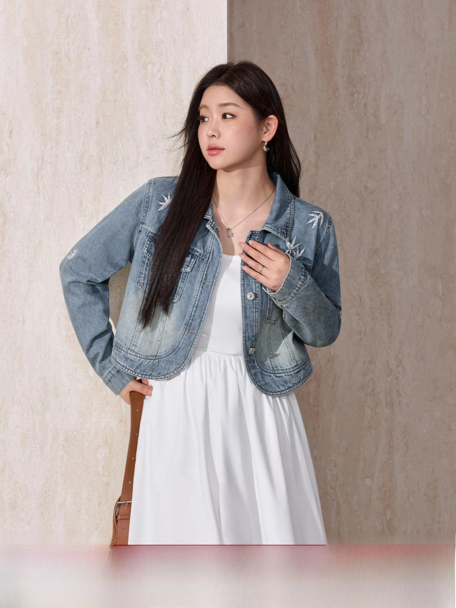 

Blue Language plus Size Women's Heavy Embroidery Bamboo Le Denim Jaet ort Sle Spring New Arrival Commute Simple Sle