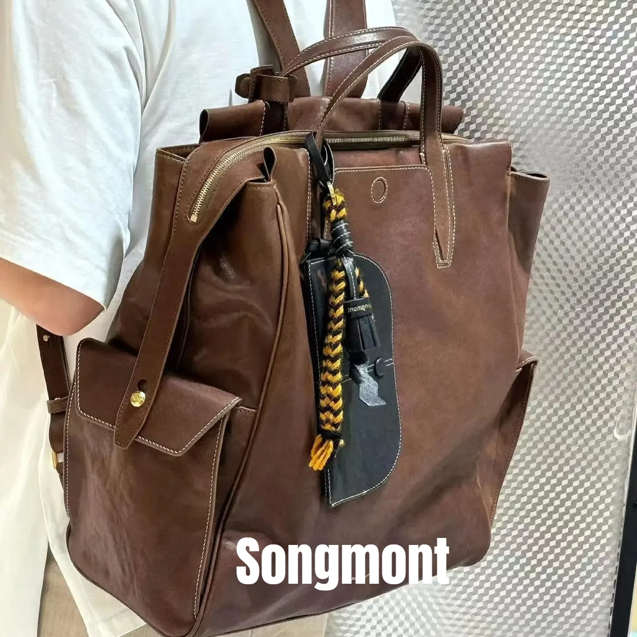 

Songmont Tracing Series Unisex Backpack - 16" Laptop Bag in Vegetable-Tanned Leather for Work Commute & Travel