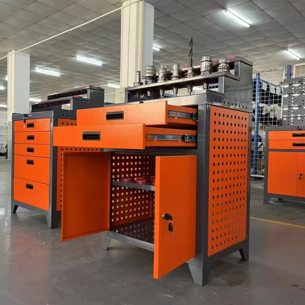 

Мобильный инструментальный шкаф для механика с 2 ящиками и 2 дверцами