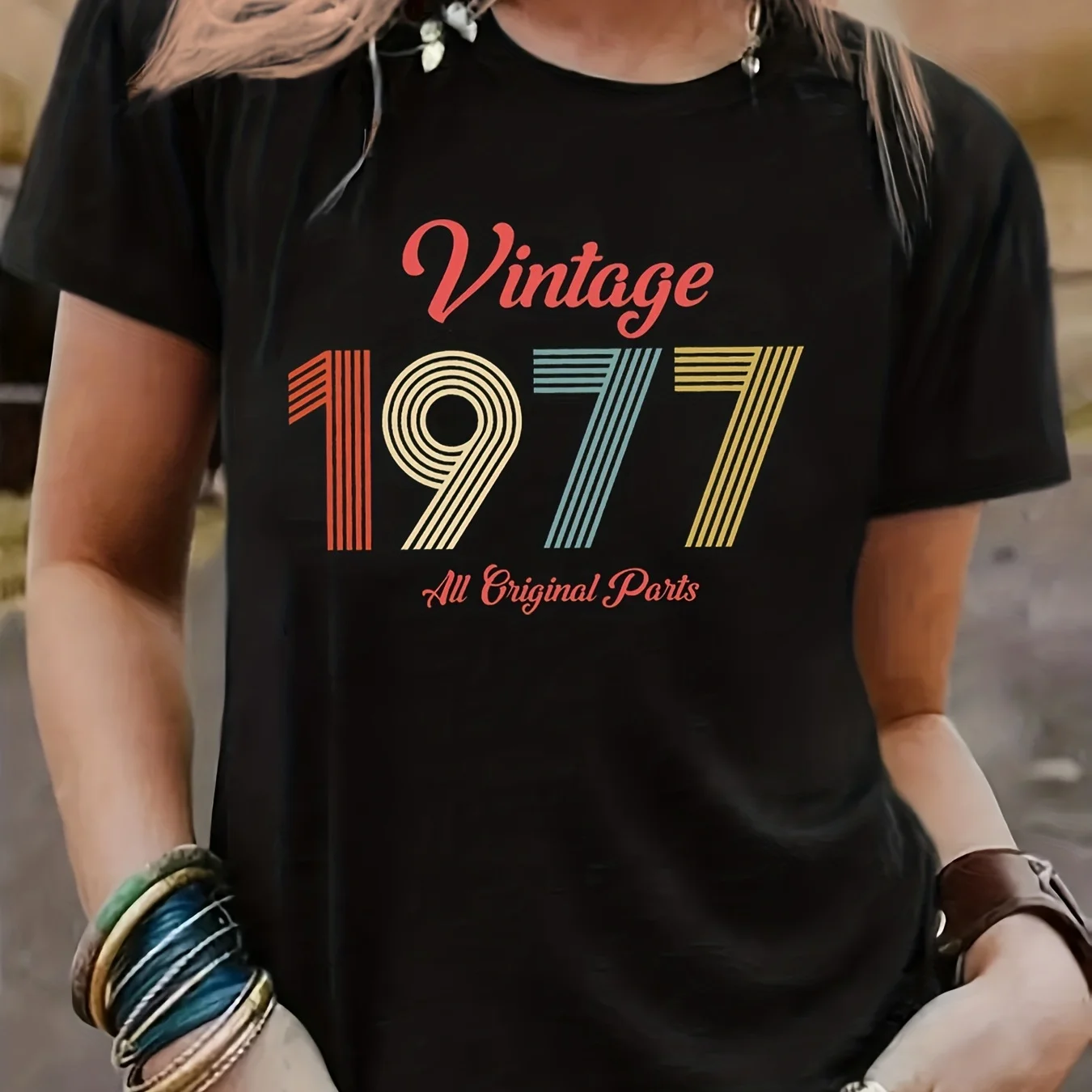 Vintage 1977 Print T-shirt - Women\'s Casual Crew Neck Short Sleeve Tee