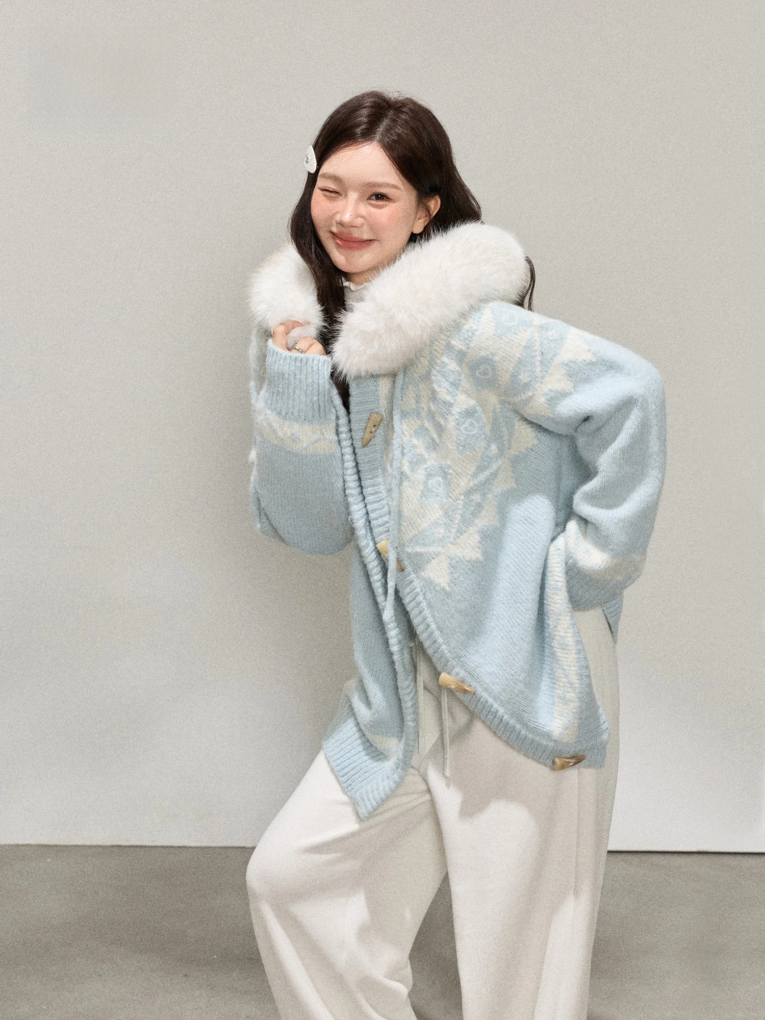 

plus Size Blue Sweater Coat White Casual Pants Set Korean Style for Plump Women High Waist Long Sleeve Winter Fashion Set