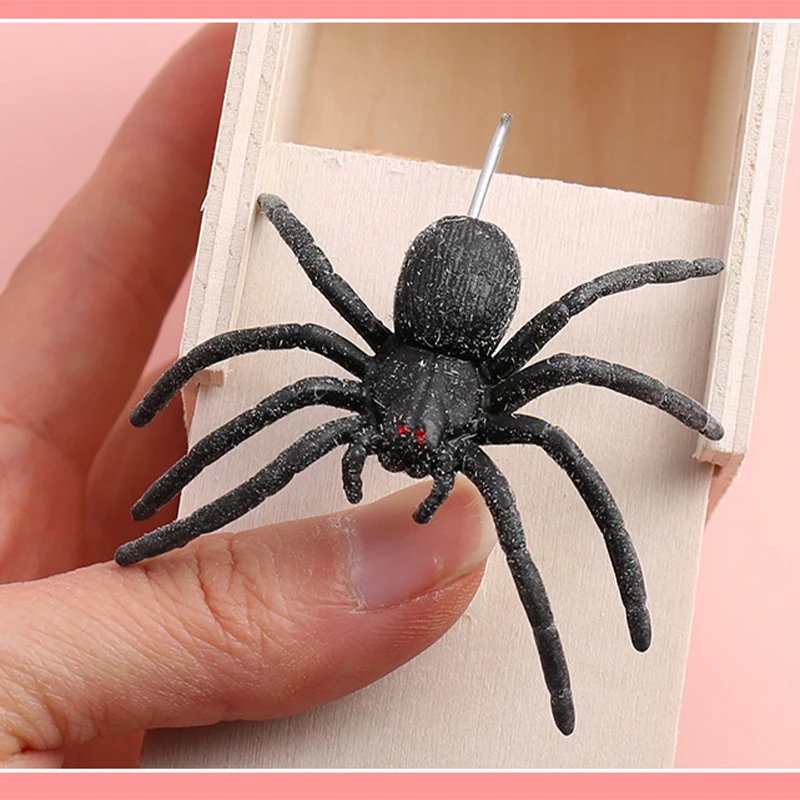 Wooden Hidden Box Trick Spider Funny Scare Box Quality Prank Wooden Scare Box Fun Game Prank Trick Friend Office Toys