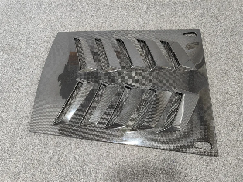 Latest D Style Carbon Fiber Engine Tailgate Vent Body Kit for LP550-LP570 Condition New Type Bumper 3