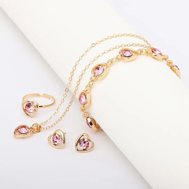 5pcs/Set Women Crystal Love Jewelry Fashionable Elegant High End Peach Heart Necklace Earrings Rings Bracelets Necklace