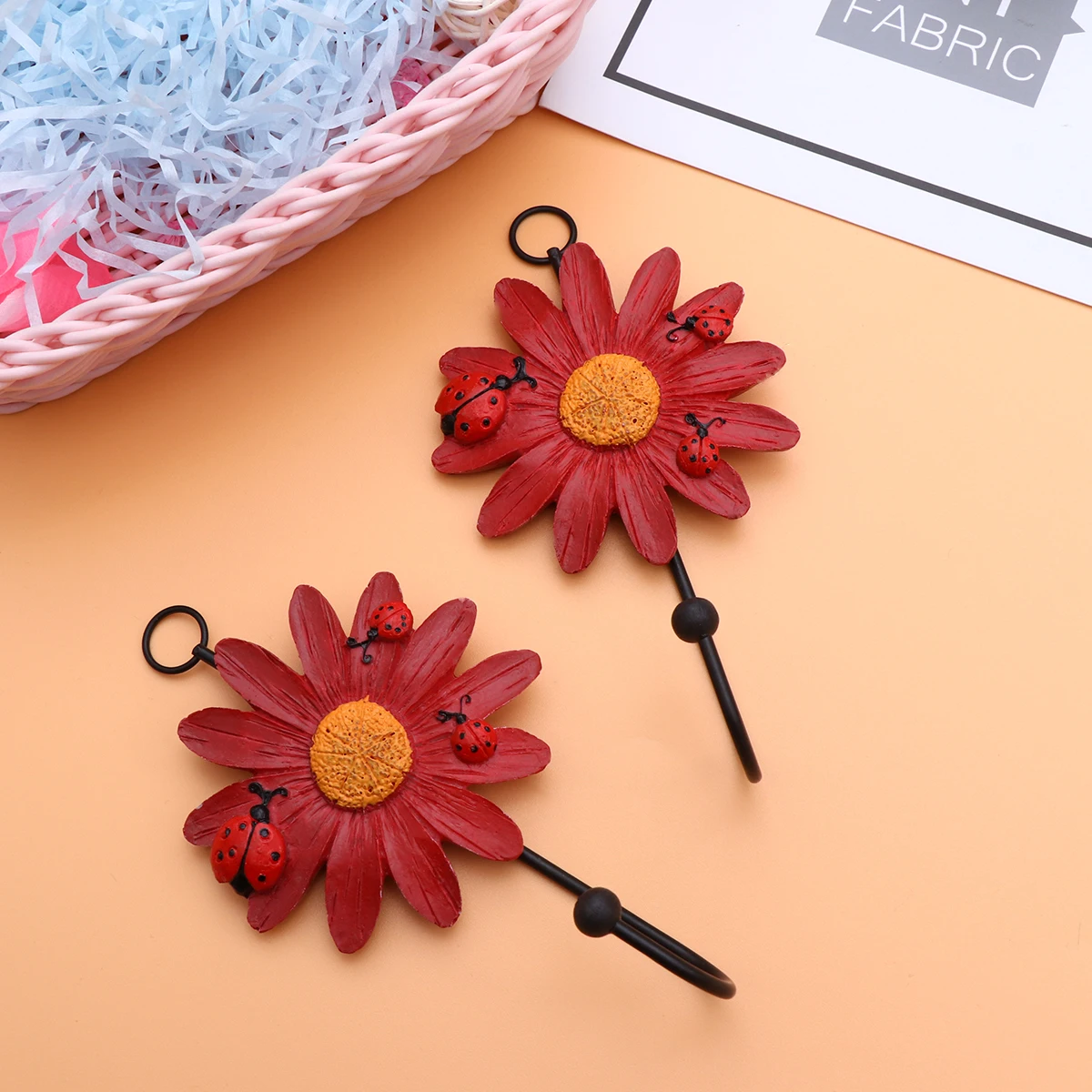 

4Pcs Wall Hooks Daisy Decorative Hanging Organizer Home Bedroom Kitchen Bathroom Resin Iron Key Hat Towel Hanger Storage