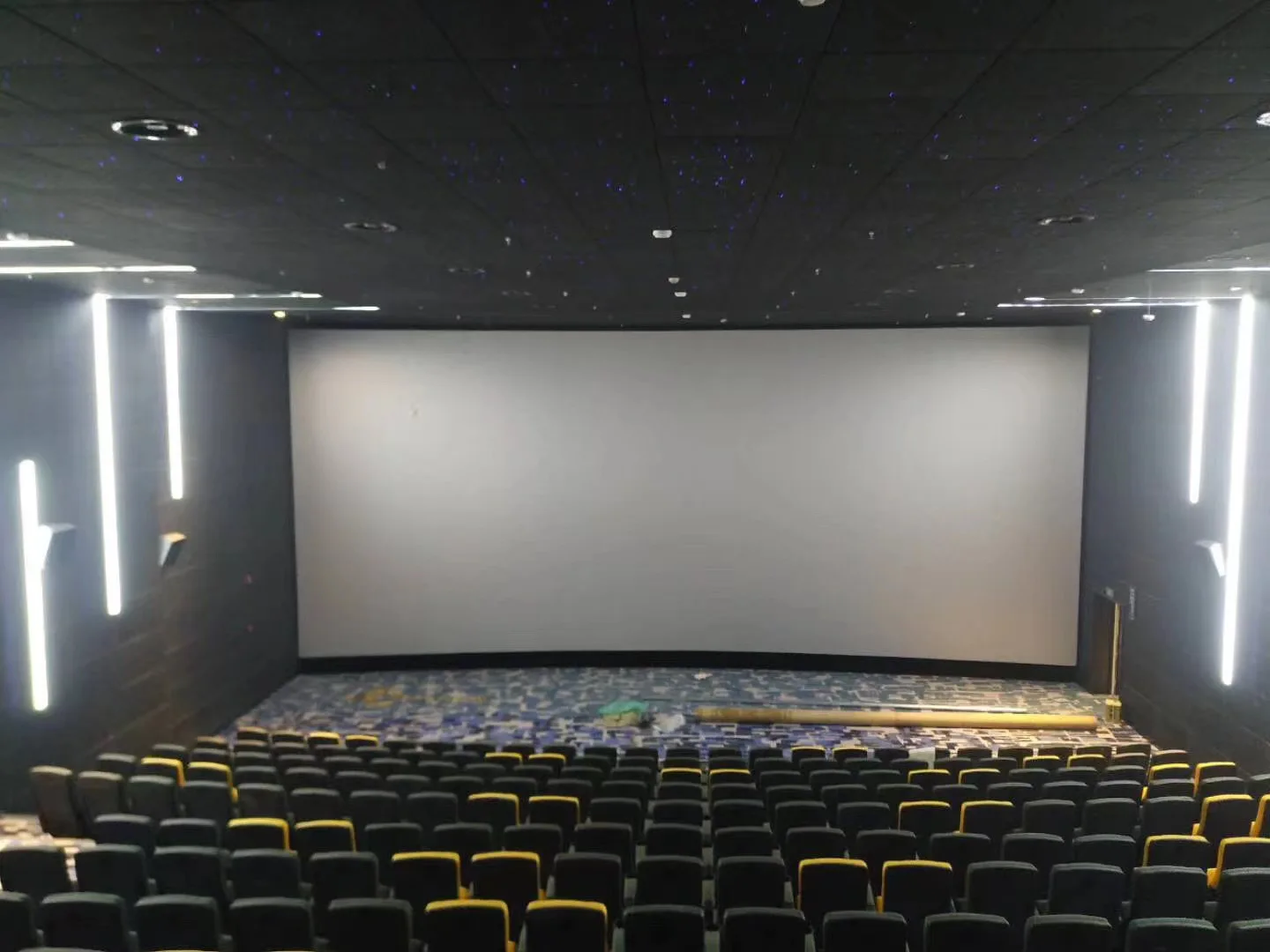 Picture 3: 0.5mm Acoustic Sound Transparent  3D Screen with 3D Silver Weaving Perforated Fabric Acoustical Sound Projector Screen