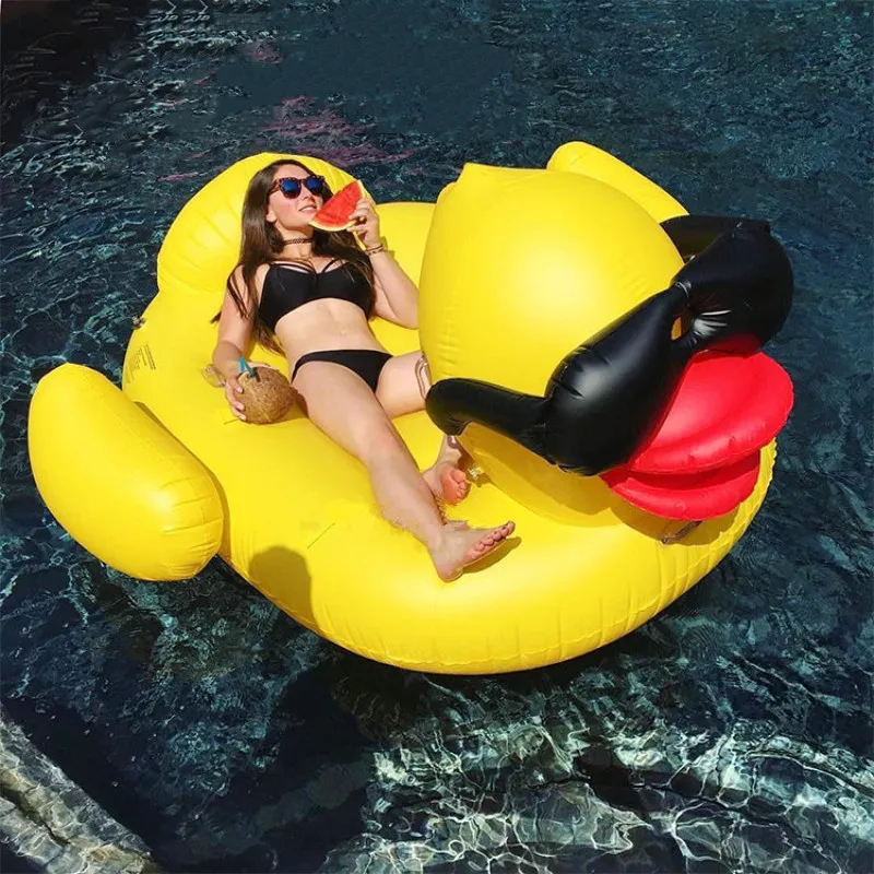 Giant Duck Zomerwaterspeelgoed Drijvend bed Zwembadspeelgoed Thciokened PVC opblaasbare drijvende luchtmatrassen Drijvende mat