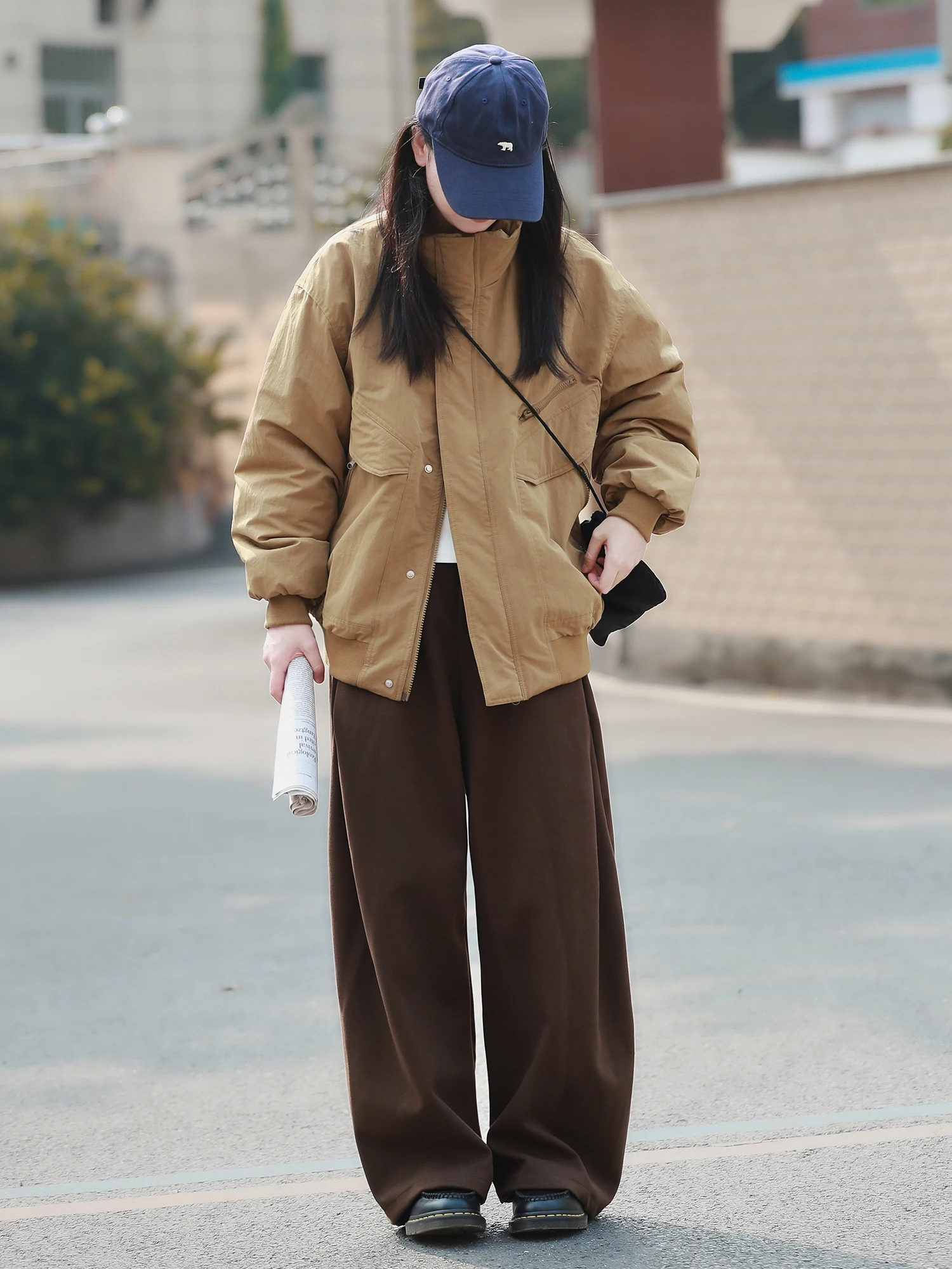 

Зимнее женское пальто свободного покроя из меха ягненка с воротником-стойкой и несколькими четками в стиле ретро, длинное свековое пальто на молнии