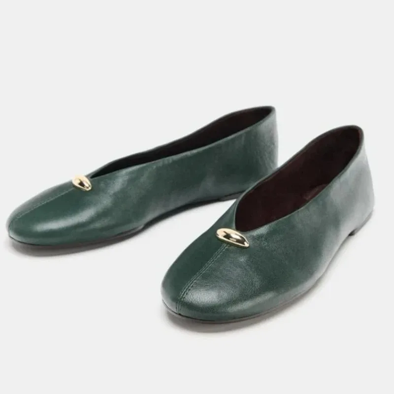 

New Fashion Women Mary Jane Shoes Metal Decoration Soft Sole Casual Walking Shoes Comfy Leather Round Toe Women Ballet Flats