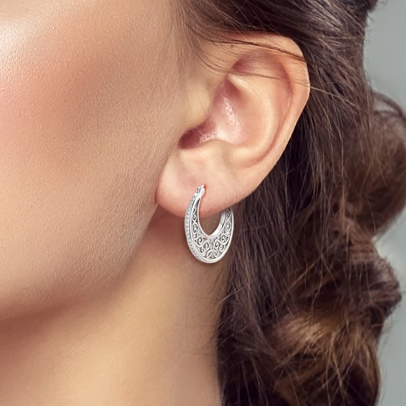 925 Sterling Silber Multi  Stilvolle Hoop Huggie Ohrringe für Frauen, Blaue Klare CZ, Vintage-Texturierter Muster, Alltagsschmuck für Partys – Detail 4