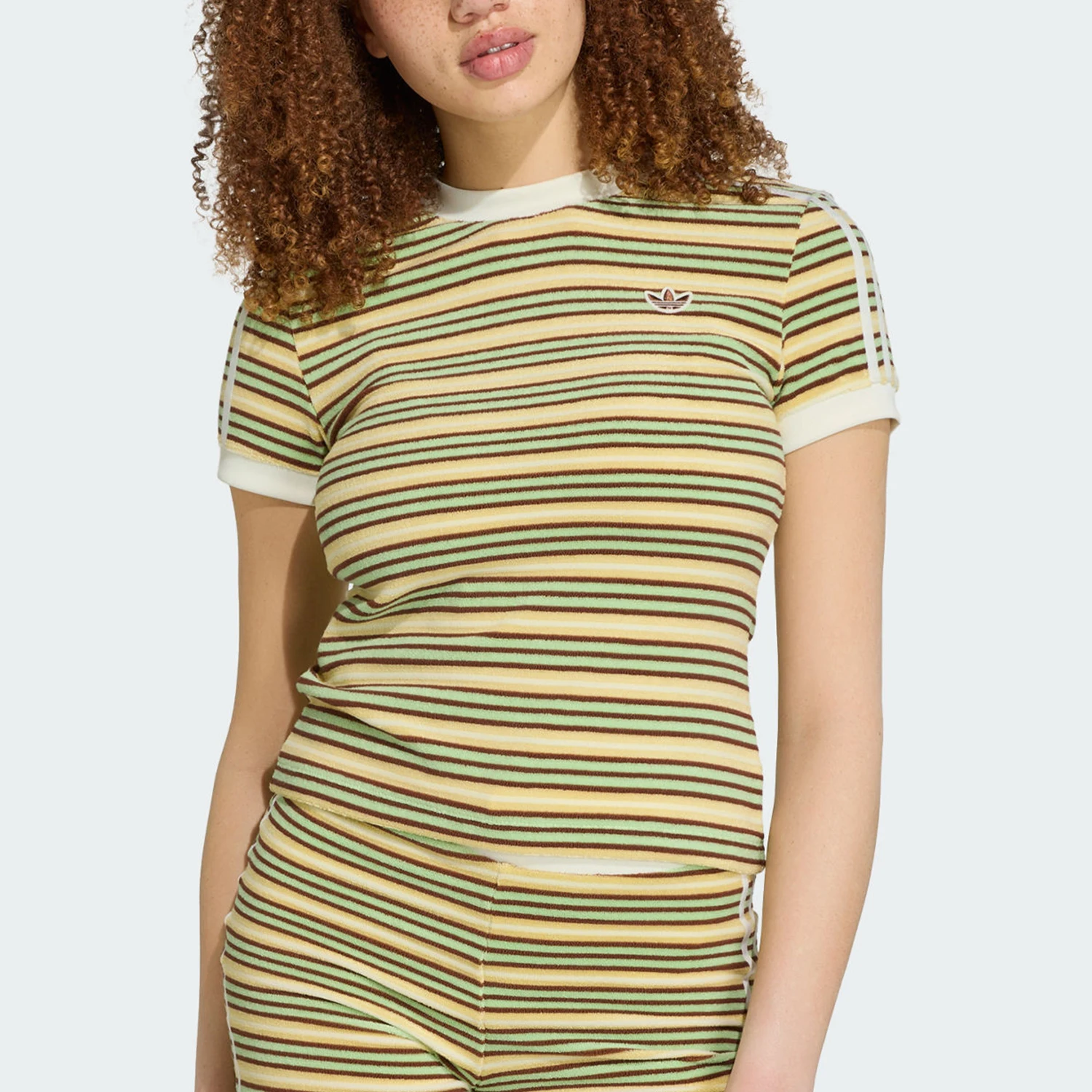 adidas-genuine-clover-nouveau-t-shirt-a-manches-courtes-pour-femme-blanc-vert-street-ky8117