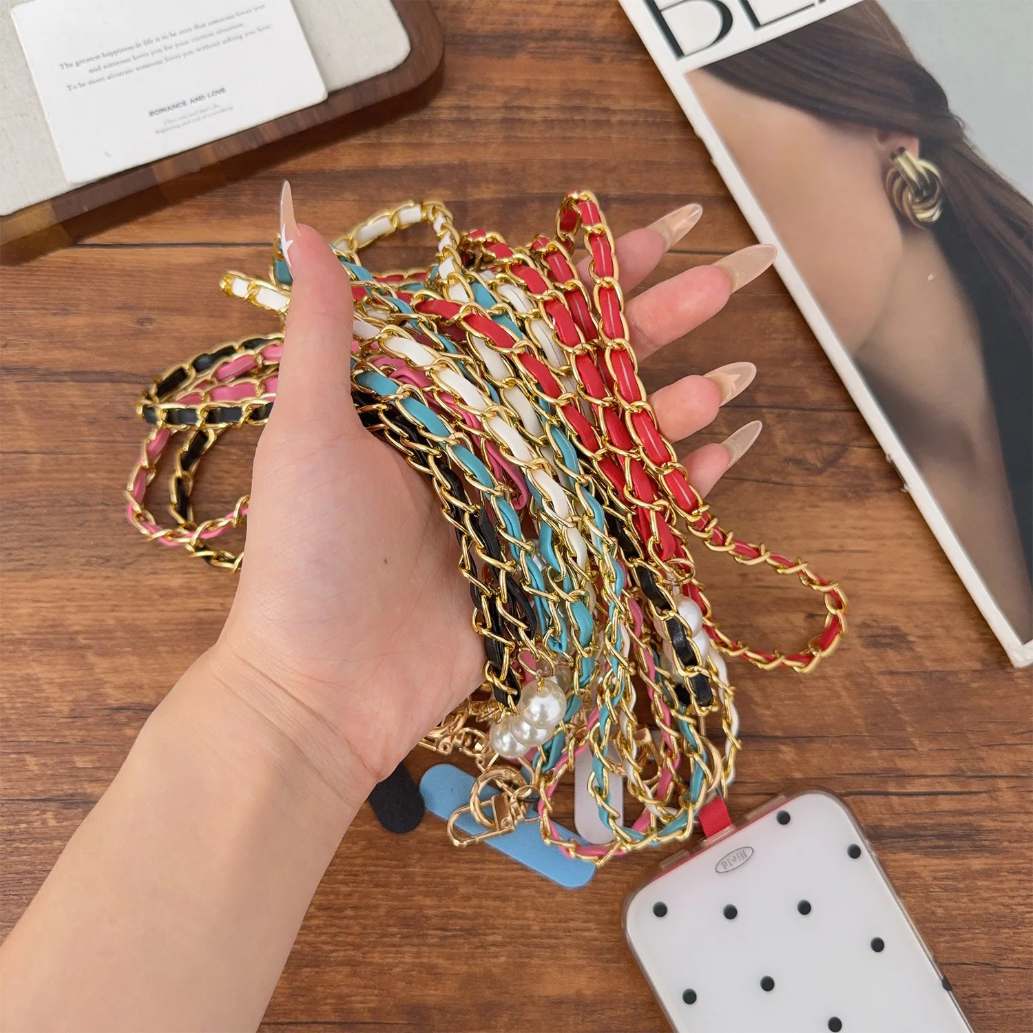 ロングクロスボディ電話ストラップクラシックエレガントなパールリストチェーン女性ネックショルダー抗ロストストラップ iPhone サムスンユニバーサル