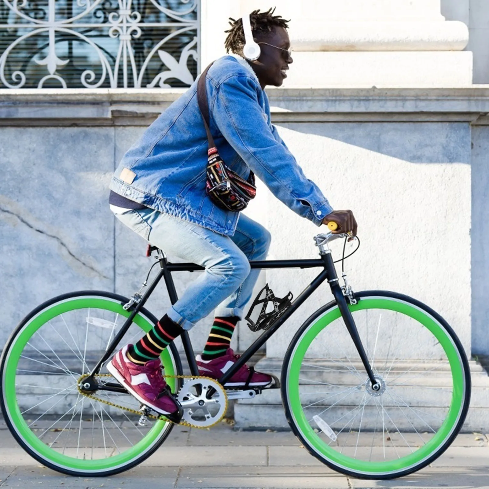 

Water Bottle Holder for Bike Heavy Duty Plastic Bottle Cage Rack Suitable Most Bottles Scratch Resistant Cycling Riding