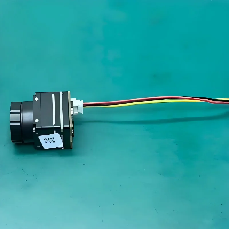 

FPV тепловизионная камера 640, 4.5-18В, неохлаждаемый инфракрасный детектор на основе оксида ванадия, ночное видео, автоматическая коррекция затвора