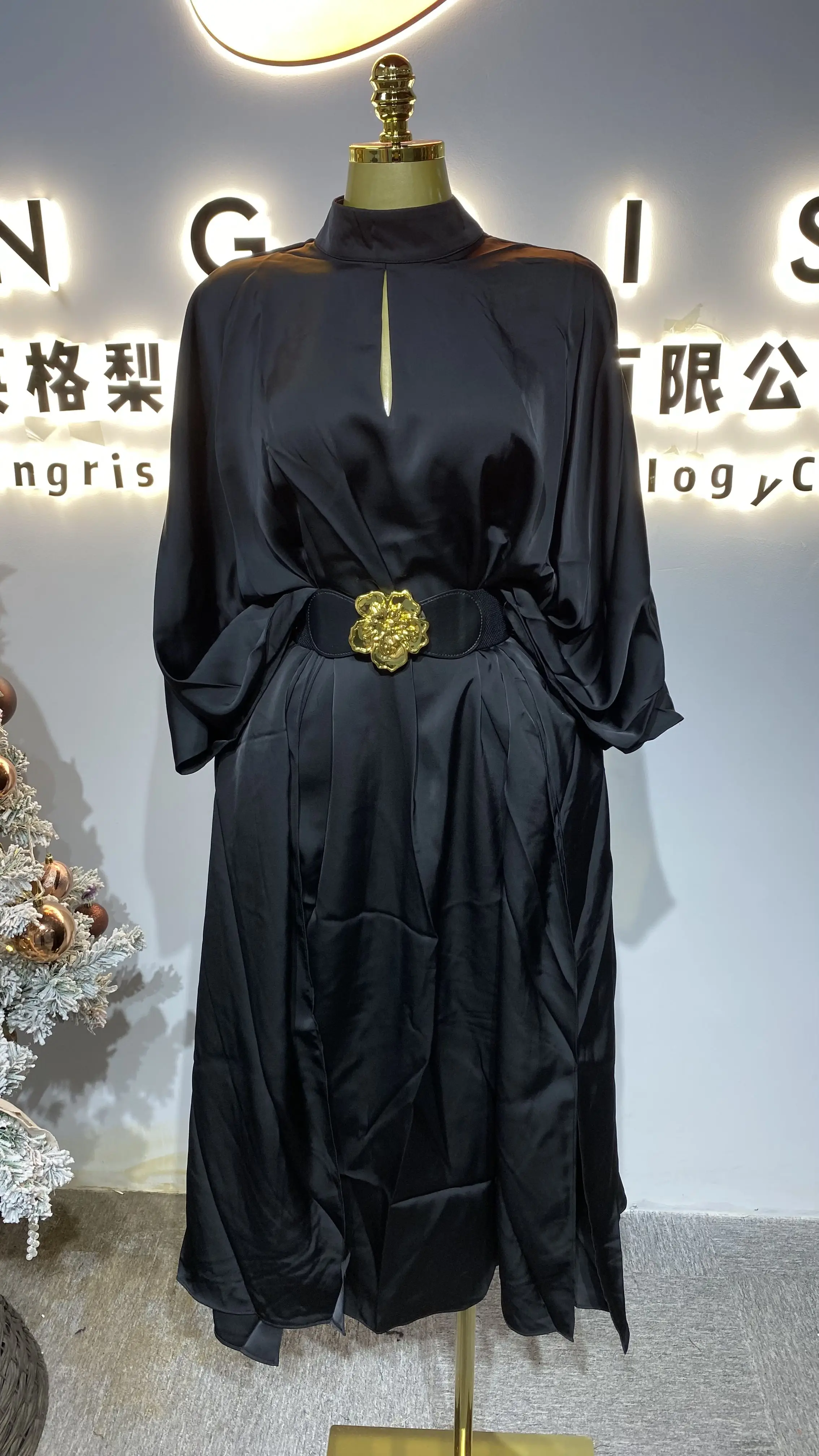 Vestido de noite luxuoso Dubai 2025: vestido Eid preto elegante para aberturas de verão-GZXX395